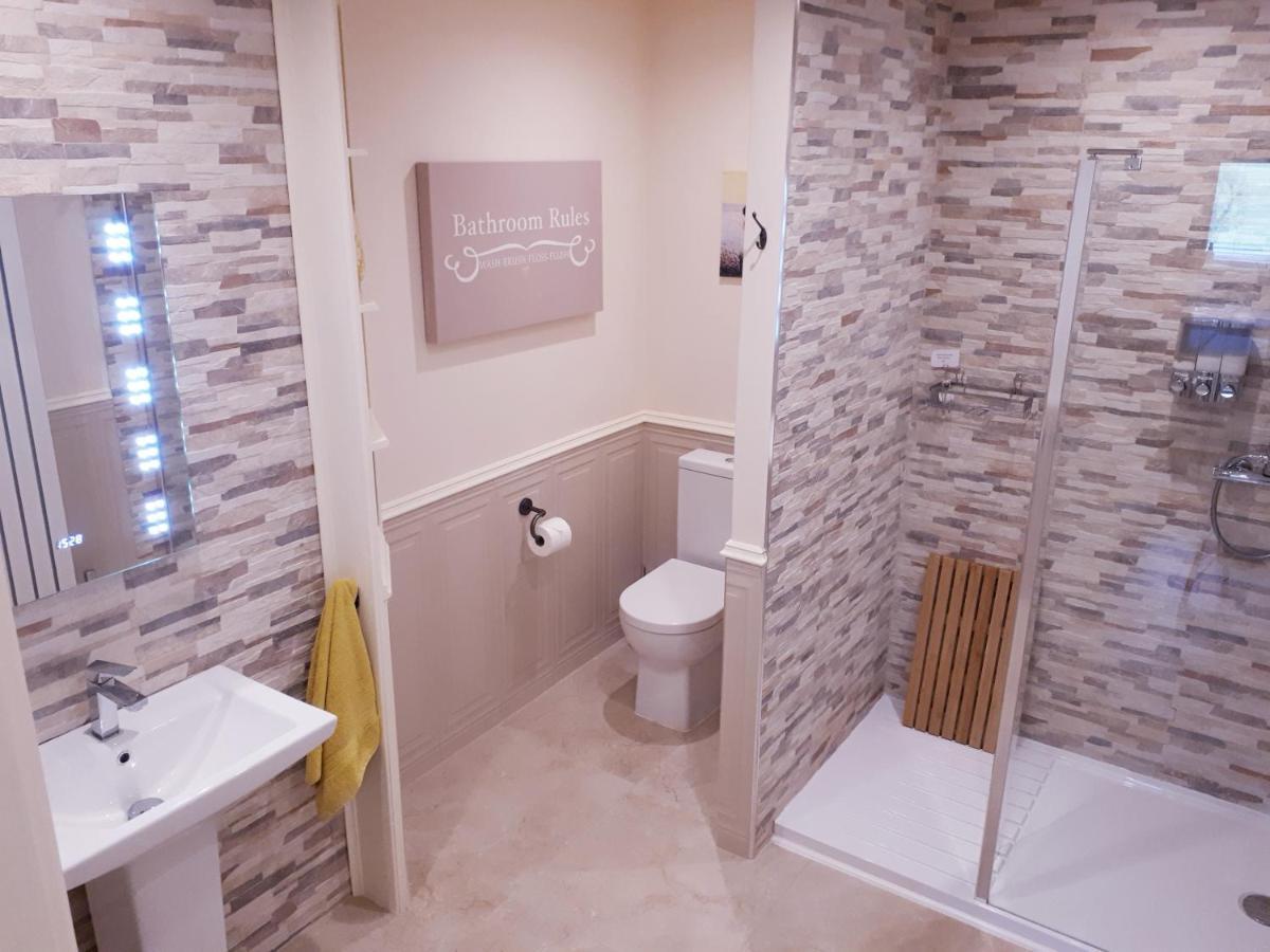 Swift Half Apartment Баликонъл Екстериор снимка