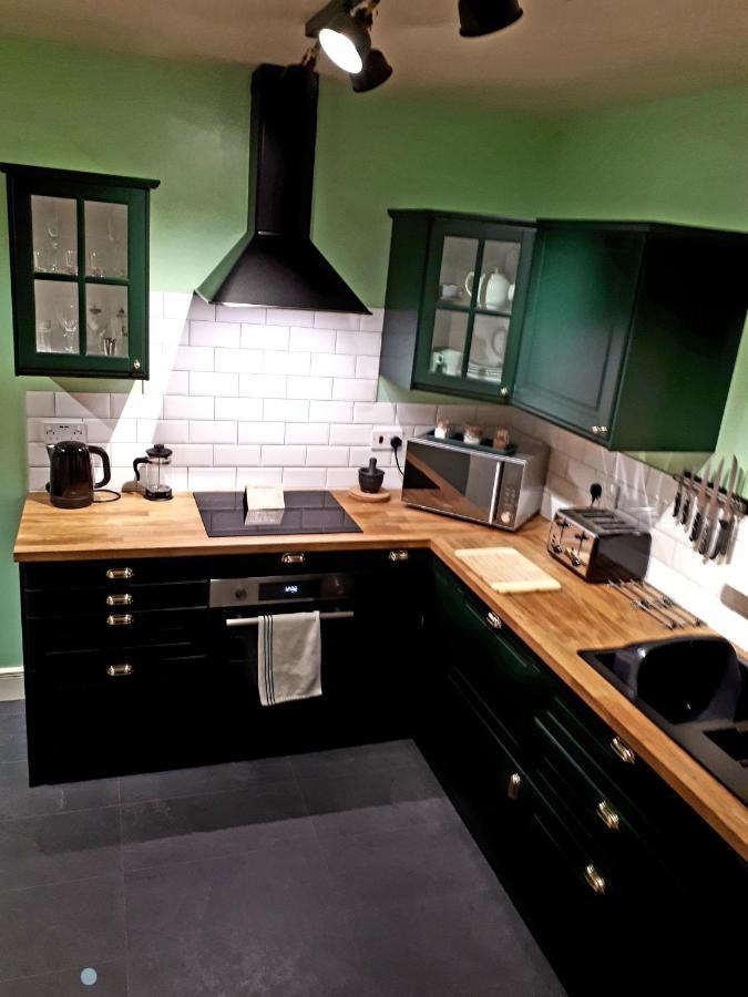 Swift Half Apartment Баликонъл Екстериор снимка